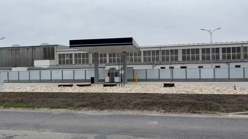 Kvůli vládním stropům zavřeli. Někteří pumpaři nechtějí prodávat pod cenou